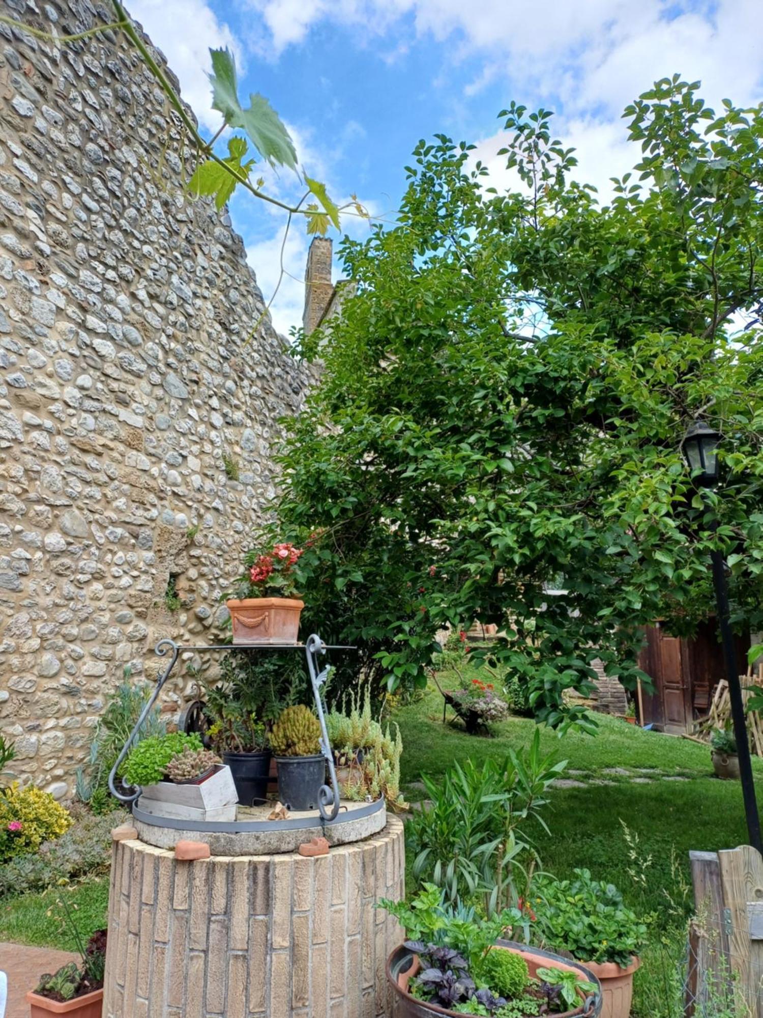 Agriturismo San Giovanni Ad Insulam Isola del Gran Sasso dʼItalia 外观 照片